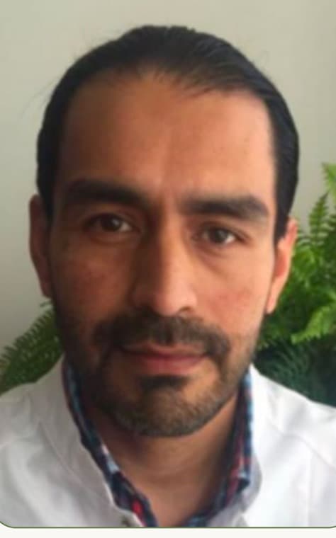Dr. Oswaldo Juárez